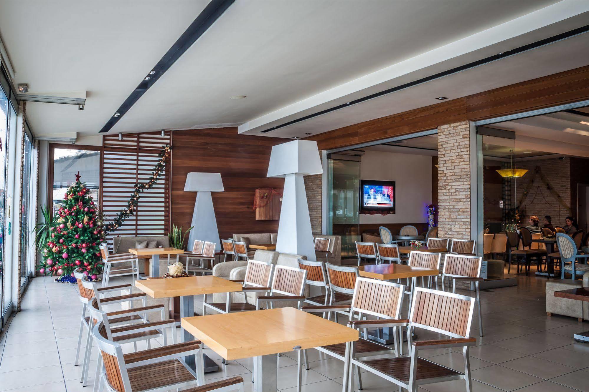 Filippion Hotel ケラモティ エクステリア 写真