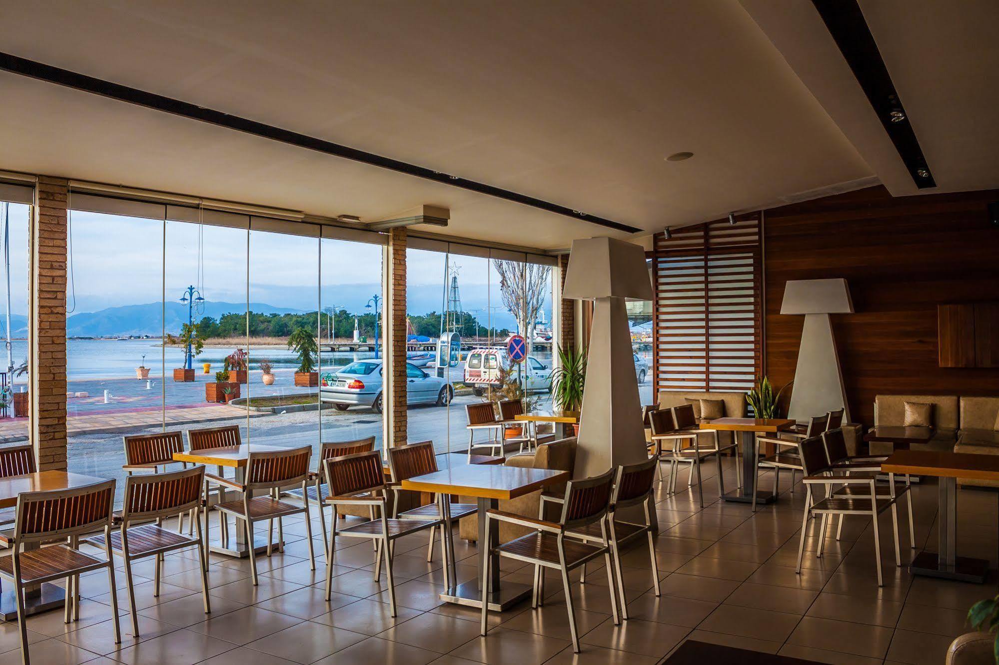 Filippion Hotel ケラモティ エクステリア 写真